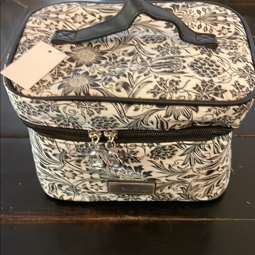 Elegant Black and White Floral Makeup Case